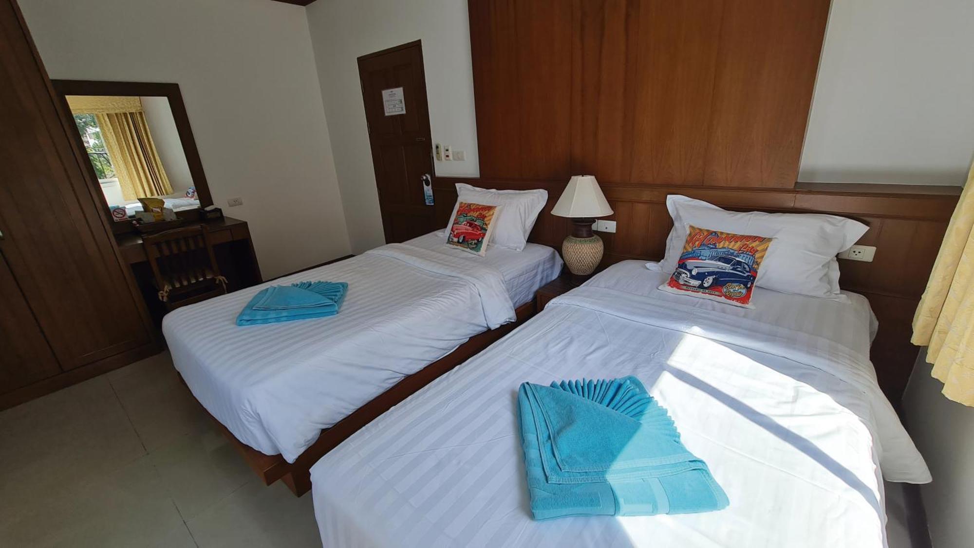 Pipikuku Hotel & Restaurant Patong Экстерьер фото